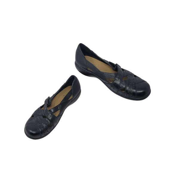 Clarks Shoes - Y2K‎ Clarks Bendables Leather Mary Janes 9.5 Black Flats Dark Academia Comfort